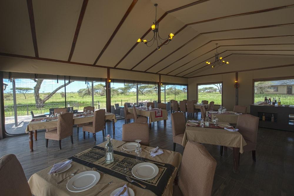 Karibu Camps And Lodges Sametu Camp Serengeti Robanda Exterior foto