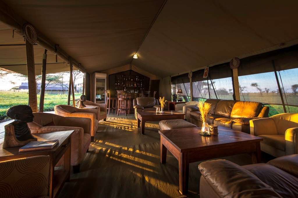 Karibu Camps And Lodges Sametu Camp Serengeti Robanda Restaurant foto