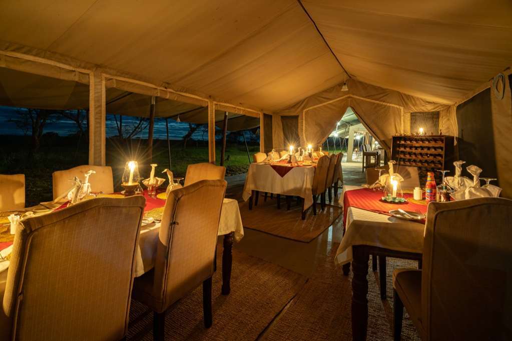 Karibu Camps And Lodges Sametu Camp Serengeti Robanda Restaurant foto