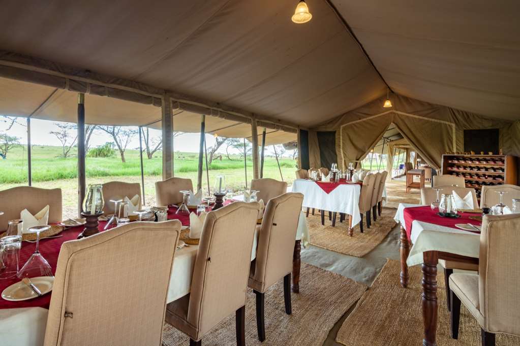 Karibu Camps And Lodges Sametu Camp Serengeti Robanda Restaurant foto
